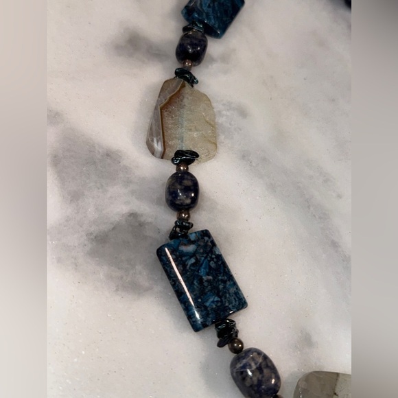 Stone Necklace 22” in Length. Blue Lapis and Neutral / taupe Stone - Picture 3 of 5